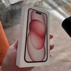 Pink iPhone 15 (new)